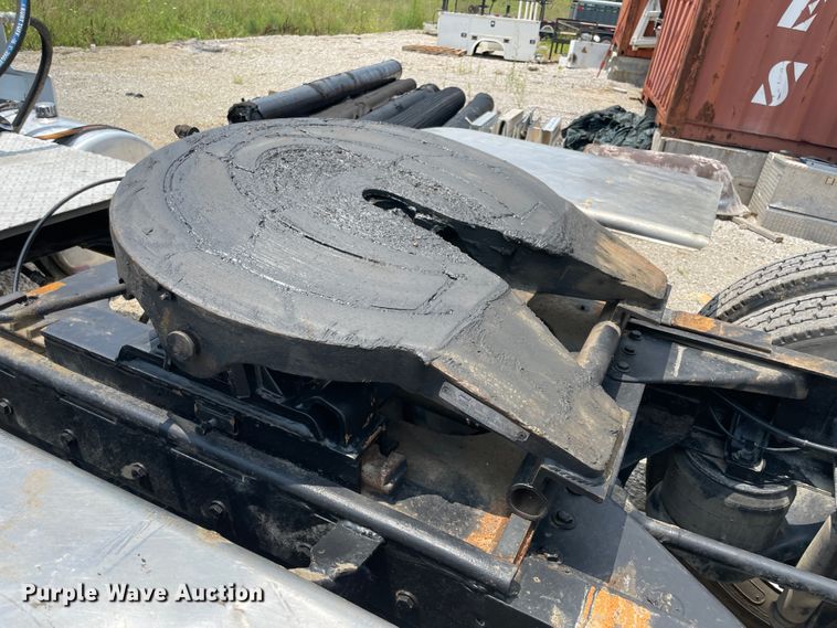 image for item KK9623 1994 Kenworth T600  semi truck