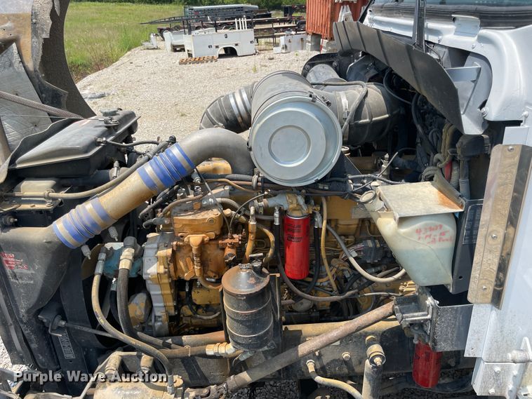 image for item KK9623 1994 Kenworth T600  semi truck