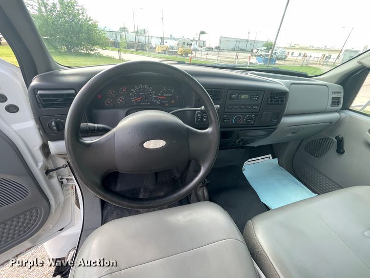 image for item KK9633 2008 Ford F650  box truck