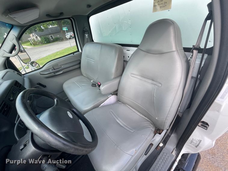 image for item KK9633 2008 Ford F650  box truck