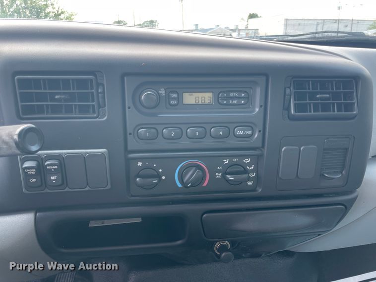 image for item KK9633 2008 Ford F650  box truck