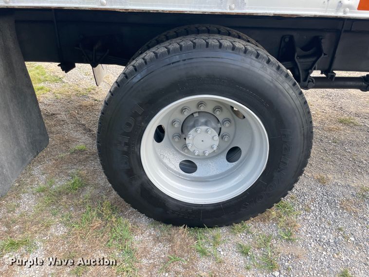 image for item KK9633 2008 Ford F650  box truck