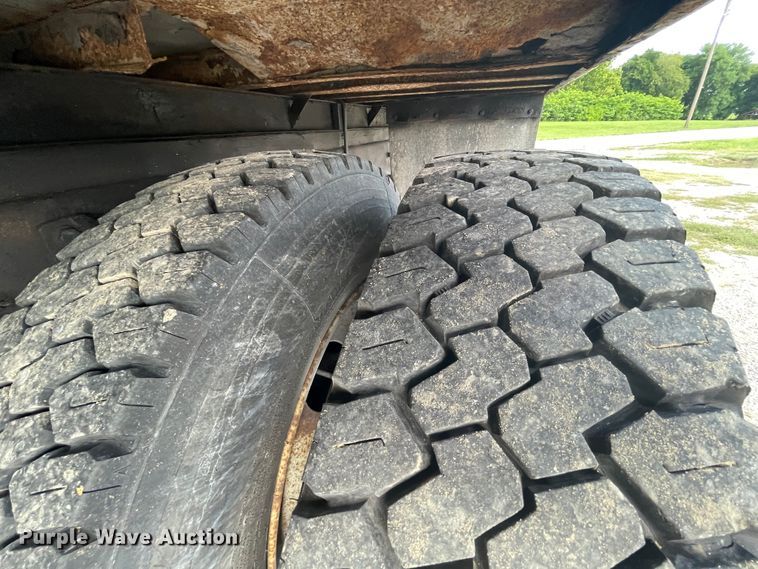 image for item KK9633 2008 Ford F650  box truck