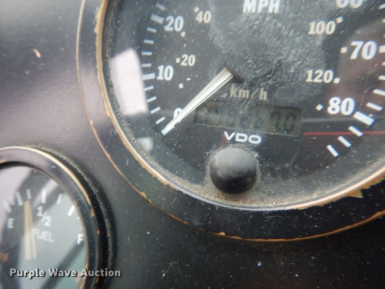 image for item DA5340 2003 Gillig G27B102N4  coach bus