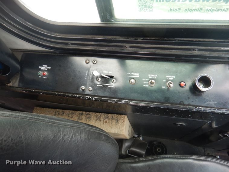 image for item DA5340 2003 Gillig G27B102N4  coach bus