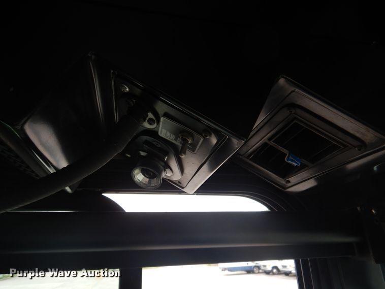 image for item DA5340 2003 Gillig G27B102N4  coach bus