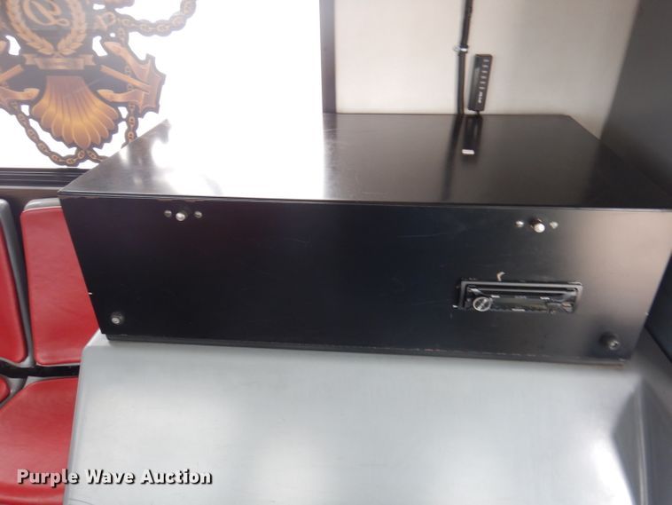 image for item DA5340 2003 Gillig G27B102N4  coach bus