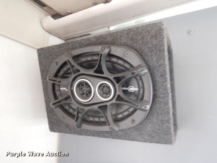 image for item DA5340 2003 Gillig G27B102N4  coach bus