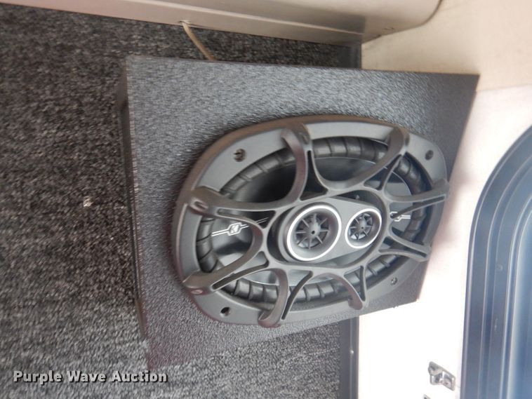 image for item DA5340 2003 Gillig G27B102N4  coach bus