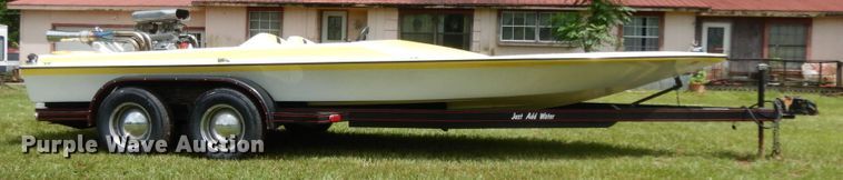 image for item DC2011 1977 Manta Ray  boat