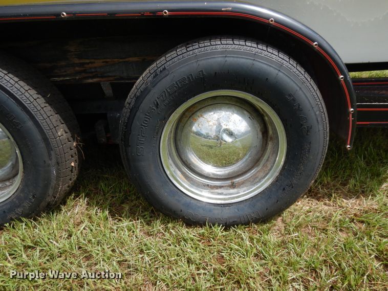 image for item DC2011 1977 Manta Ray  boat