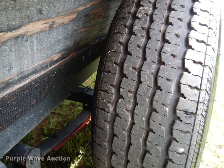 image for item DC2011 1977 Manta Ray  boat