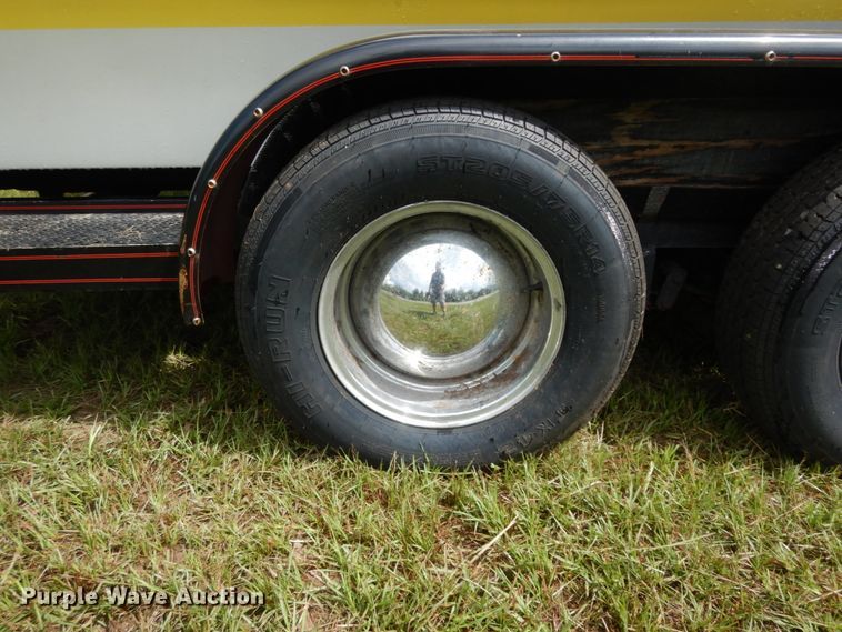 image for item DC2011 1977 Manta Ray  boat