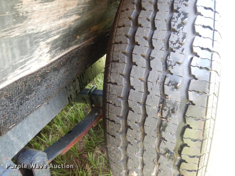 image for item DC2011 1977 Manta Ray  boat