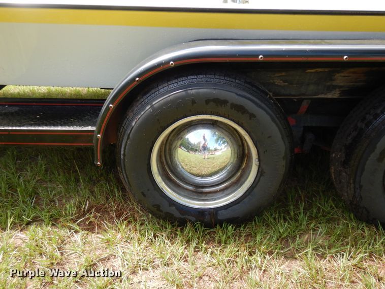 image for item DC2011 1977 Manta Ray  boat