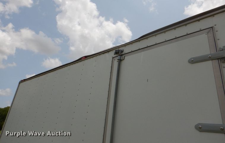 image for item DH7266 2005 Chevrolet Express 3500  box truck