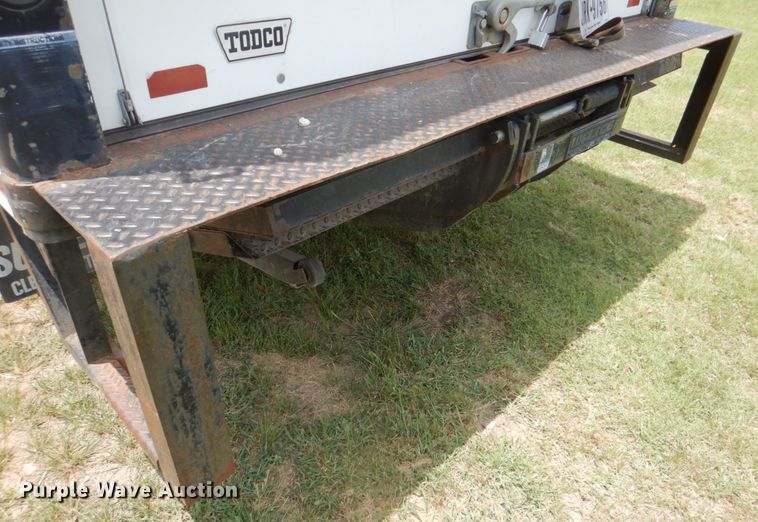 image for item DH7266 2005 Chevrolet Express 3500  box truck