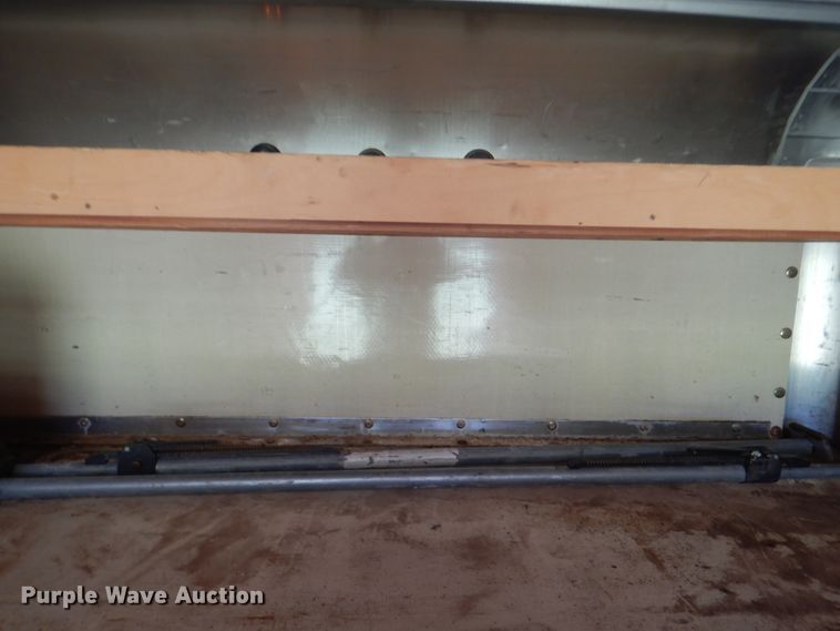 image for item DH7266 2005 Chevrolet Express 3500  box truck