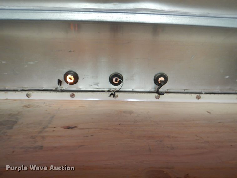 image for item DH7266 2005 Chevrolet Express 3500  box truck