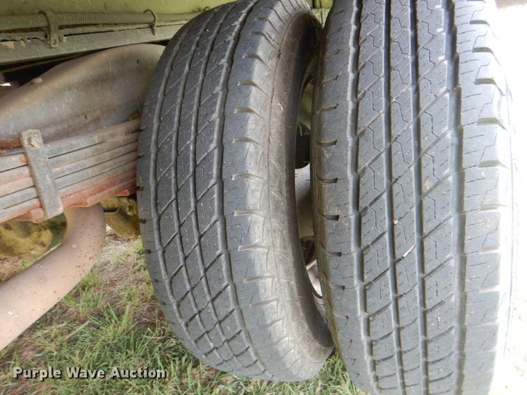 image for item DH7266 2005 Chevrolet Express 3500  box truck