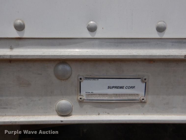 image for item DH7266 2005 Chevrolet Express 3500  box truck