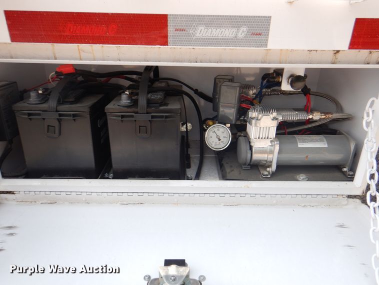 image for item DL0102 2019 Diamond C  tilt deck equipment trailer