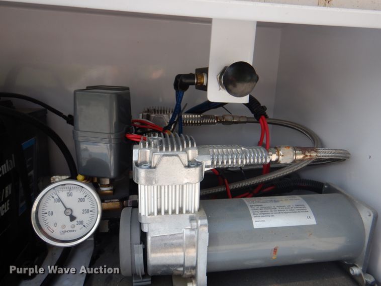 image for item DL0102 2019 Diamond C  tilt deck equipment trailer