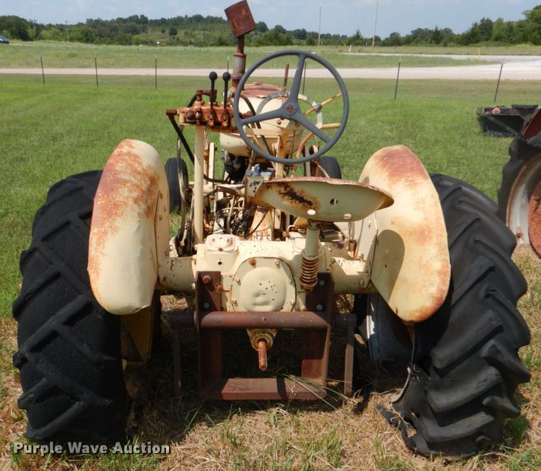 image for item DL0529 Allis Chalmers  rigid frame motor grader