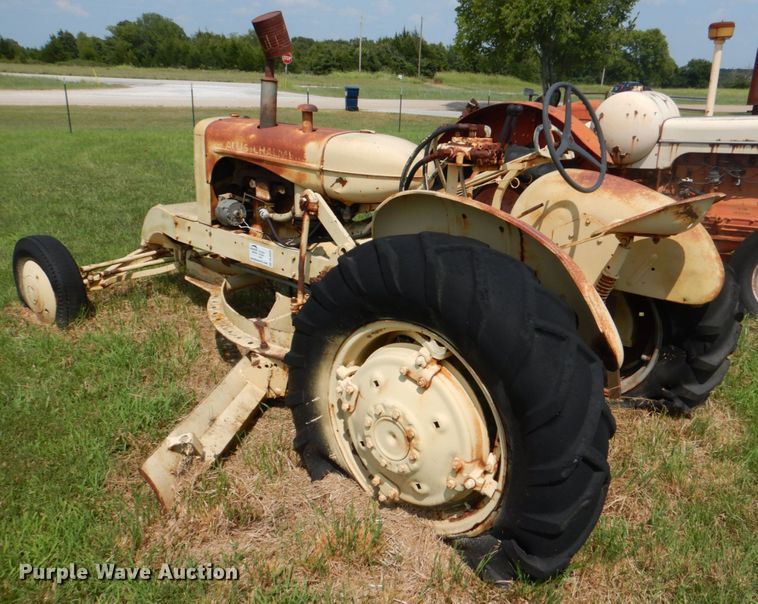 image for item DL0529 Allis Chalmers  rigid frame motor grader