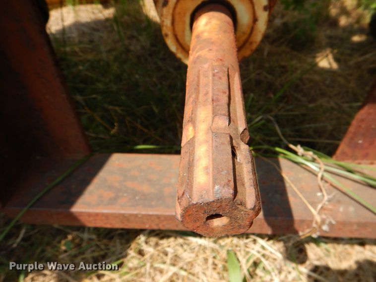 image for item DL0529 Allis Chalmers  rigid frame motor grader