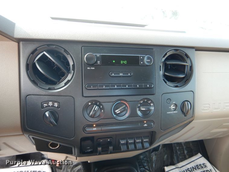 image for item DL4993 2008 Ford F550 Super Duty XL  flatbed truck