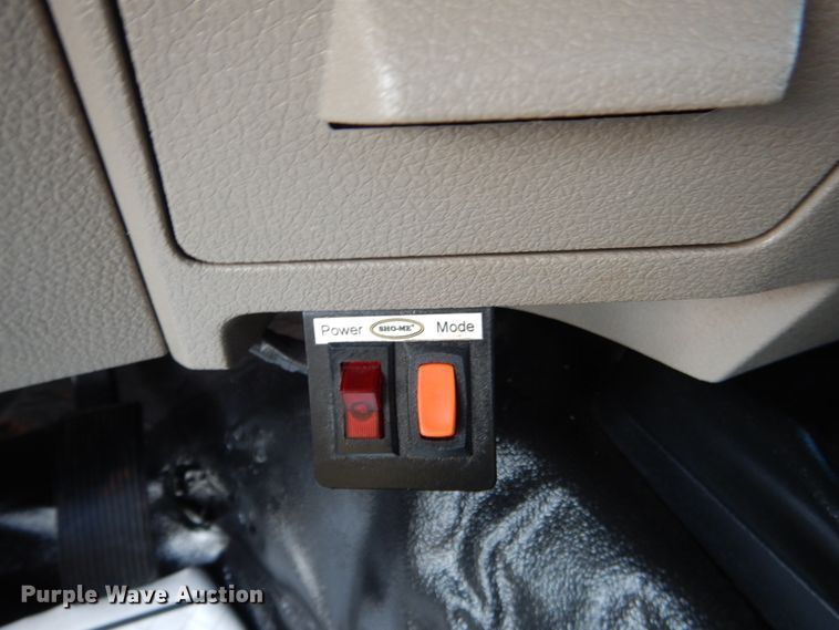 image for item DL4993 2008 Ford F550 Super Duty XL  flatbed truck