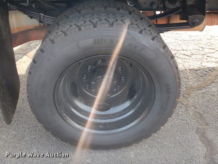 image for item DL4993 2008 Ford F550 Super Duty XL  flatbed truck