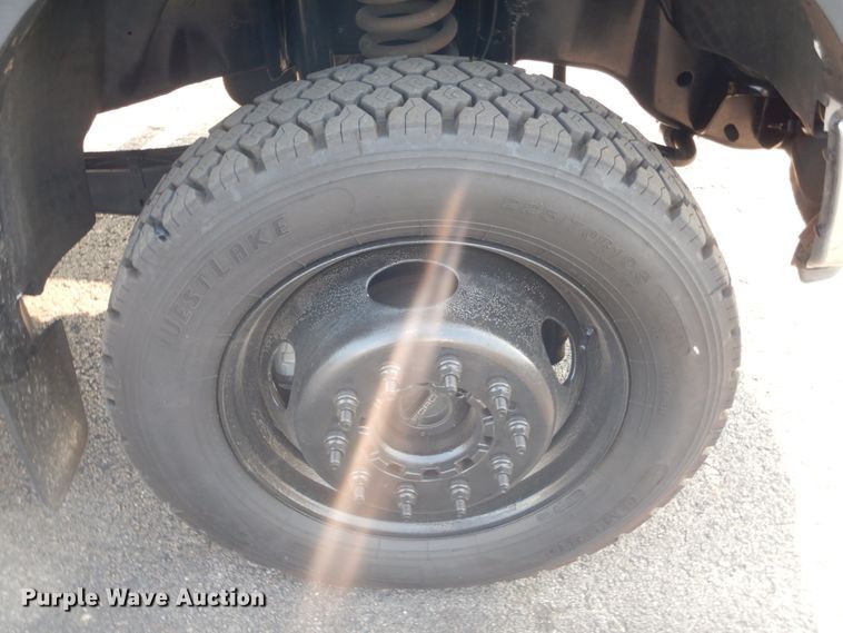 image for item DL4993 2008 Ford F550 Super Duty XL  flatbed truck