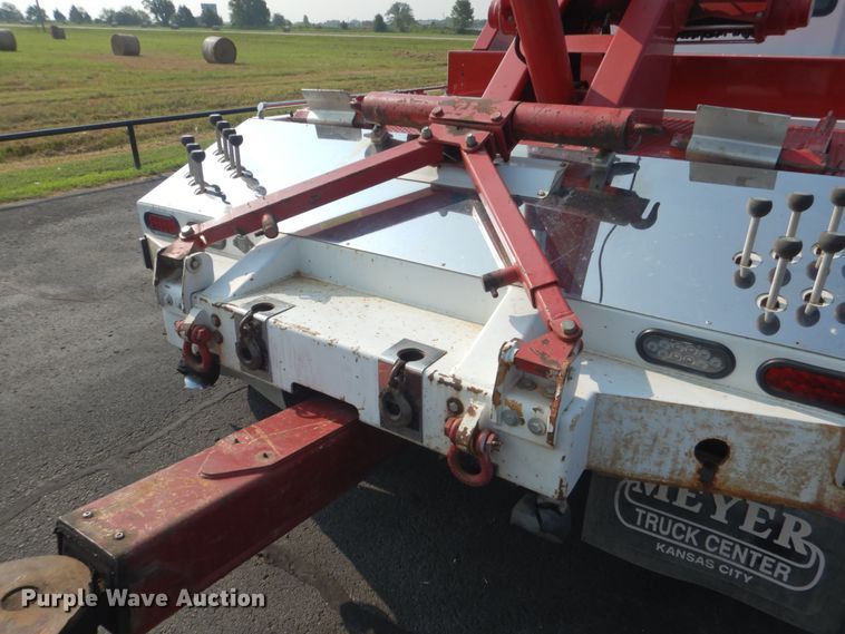 image for item DL4995 2003 Chevrolet C5500  tow truck