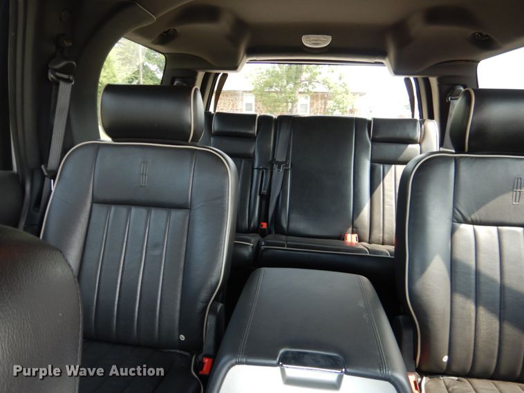 image for item DL5000 2006 Lincoln Navigator  SUV