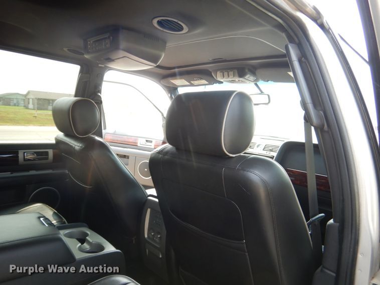 image for item DL5000 2006 Lincoln Navigator  SUV