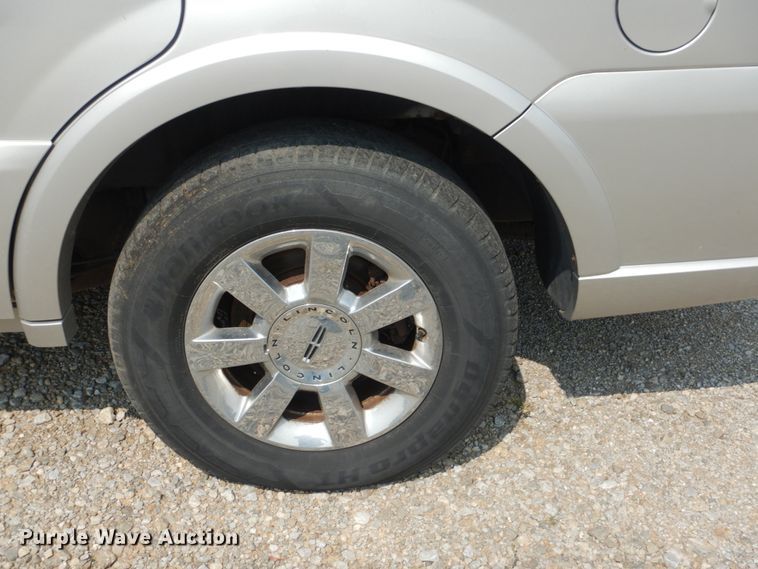 image for item DL5000 2006 Lincoln Navigator  SUV