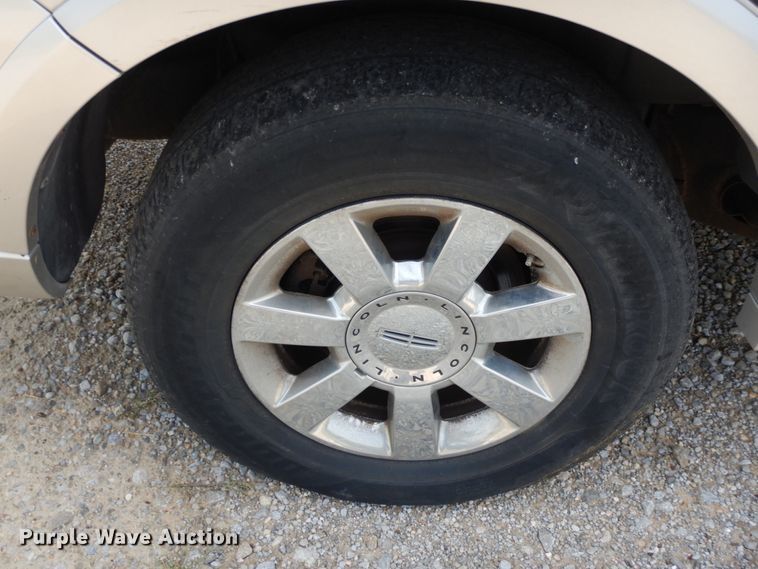 image for item DL5000 2006 Lincoln Navigator  SUV
