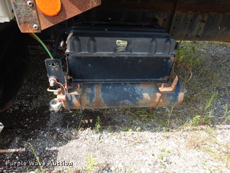 image for item DL5494 2005 International 4300 SBA  flatbed truck