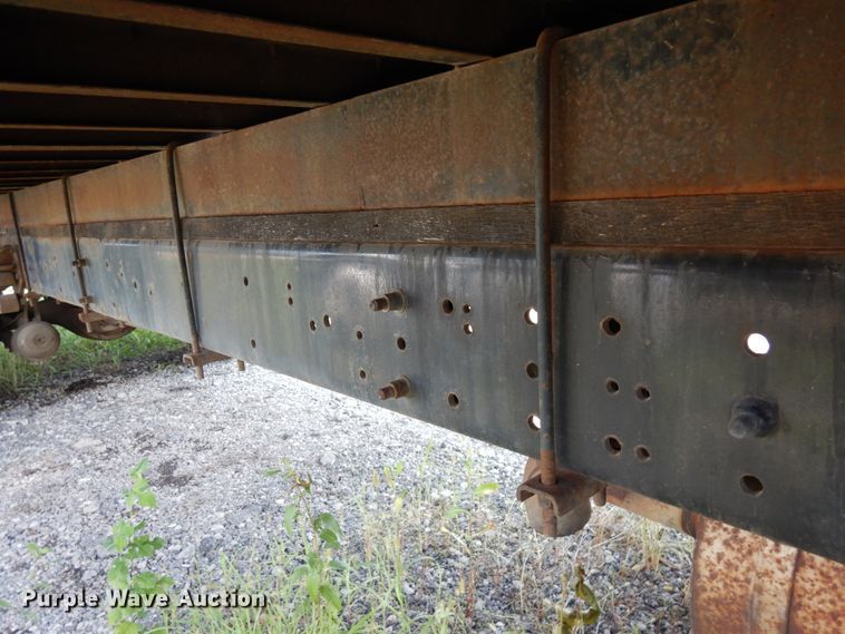 image for item DL5494 2005 International 4300 SBA  flatbed truck