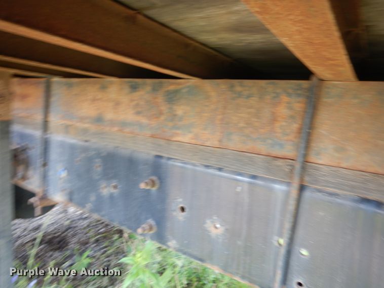 image for item DL5494 2005 International 4300 SBA  flatbed truck