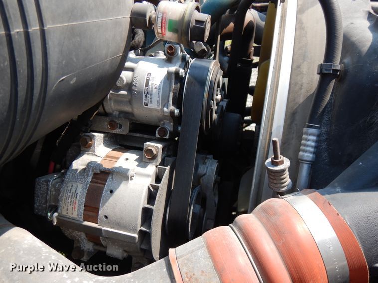 image for item DL5494 2005 International 4300 SBA  flatbed truck