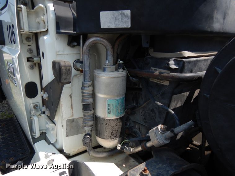 image for item DL5494 2005 International 4300 SBA  flatbed truck