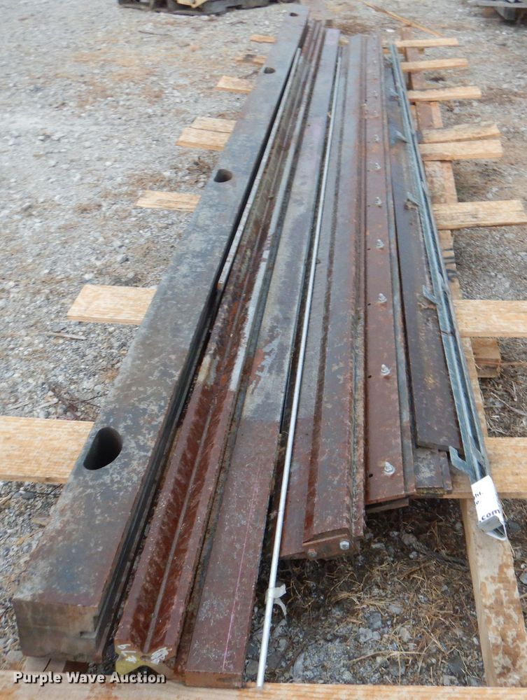 image for item DM1274 Building materials