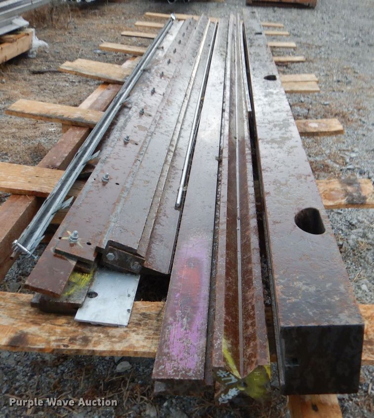 image for item DM1274 Building materials