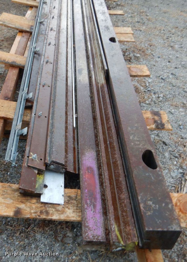 image for item DM1274 Building materials