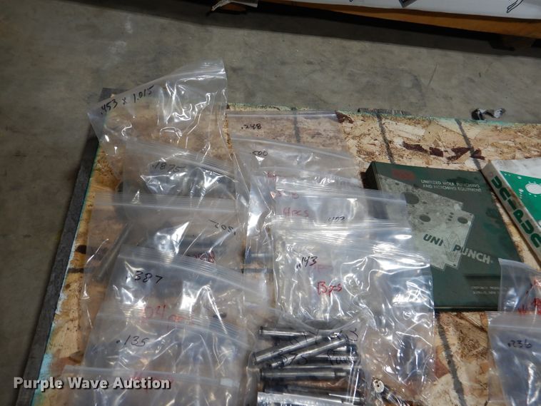 image for item DM1275 Tools