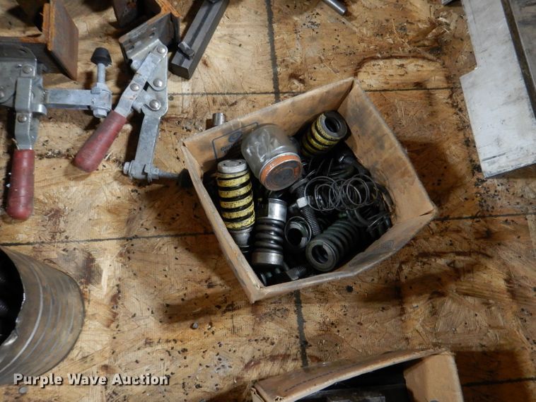 image for item DM1275 Tools