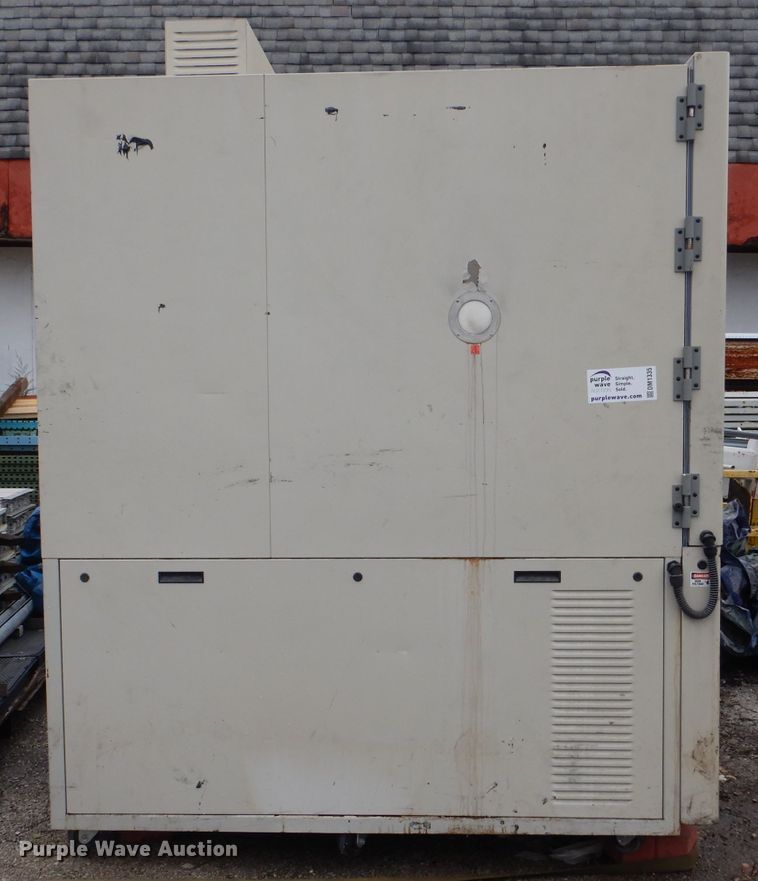 image for item DM1335 Cincinnati Sub-Zero ZP-64  test chamber